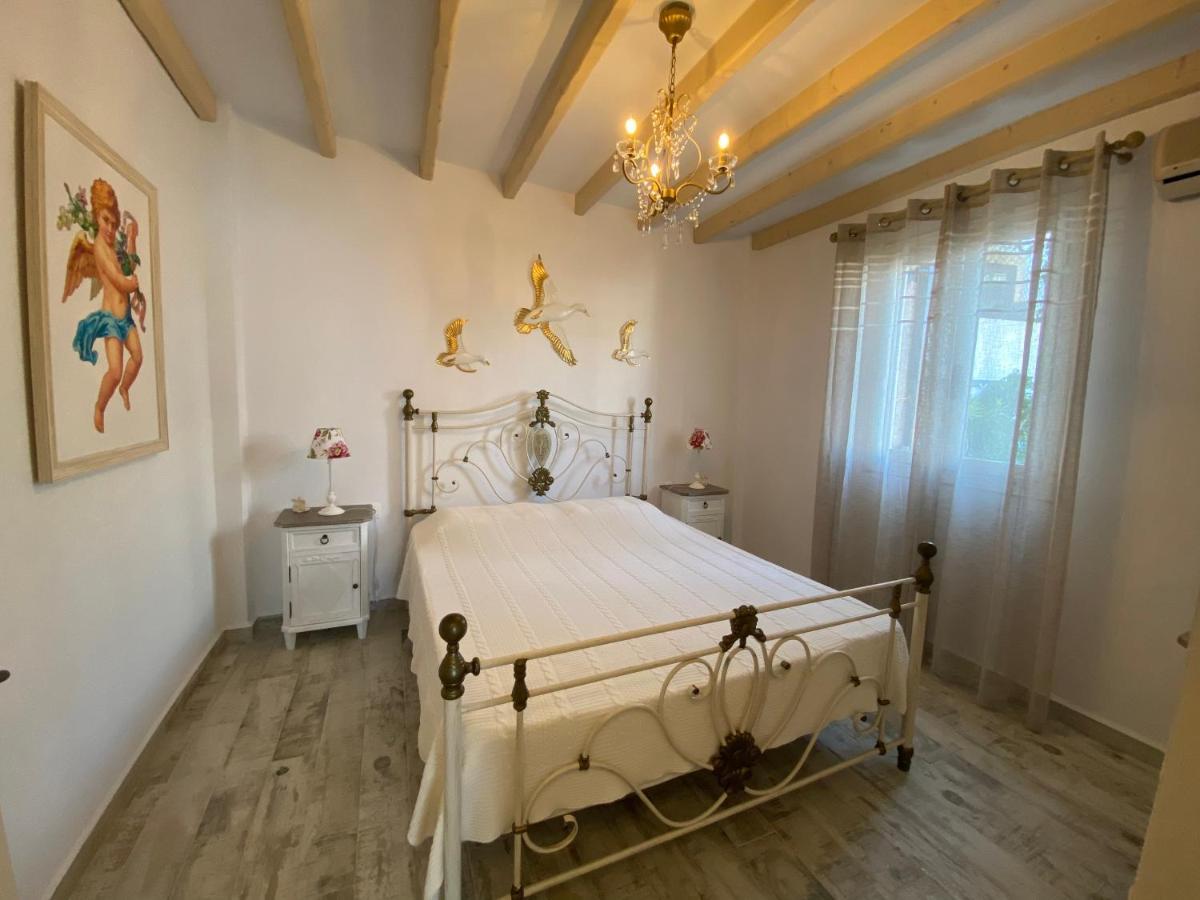 Petridi Maria Suites & Apartments Скала Екстериор снимка